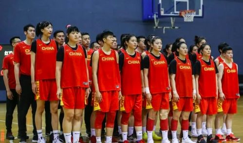 女篮比赛直播，小巷篮球盛宴与独特风味小店盛况纪实